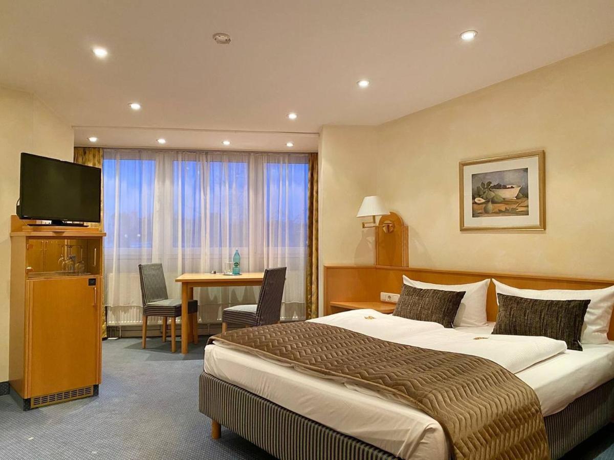 Russmann Hotel & Living Goldbach  Ngoại thất bức ảnh